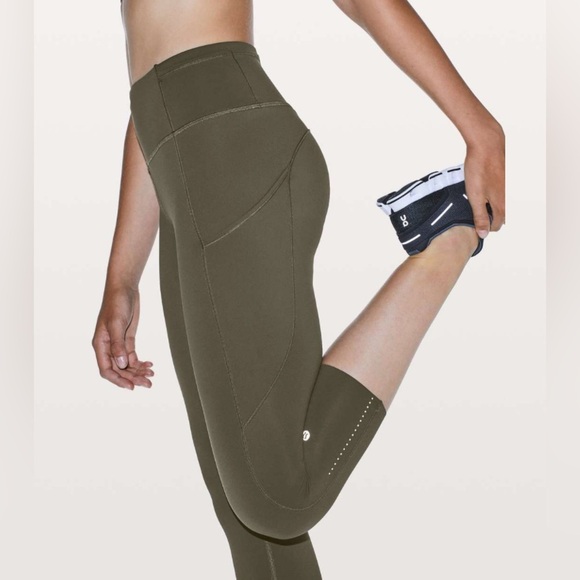 Women’s Lululemon Fast & Free Crop II Nulux 19" Leggings With Pockets Size 6 - Picture 1 of 16